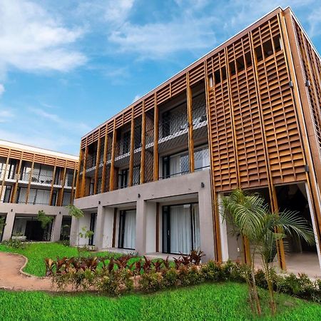 Le Petit Village Boutique Hotel & Spa 캄팔라 외부 사진