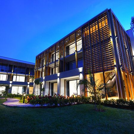 Le Petit Village Boutique Hotel & Spa 캄팔라 외부 사진