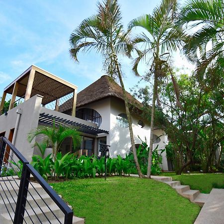 Le Petit Village Boutique Hotel & Spa 캄팔라 외부 사진