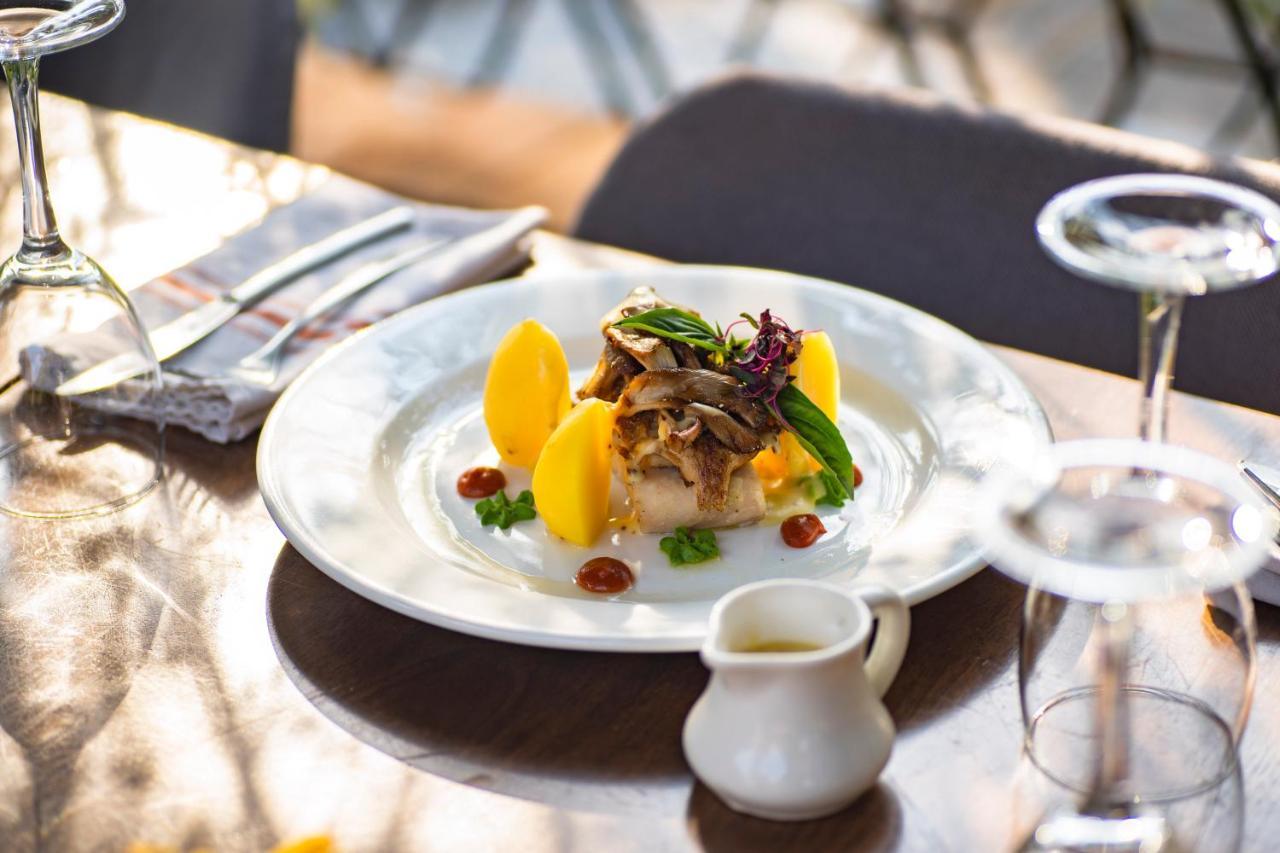 Le Petit Village Boutique Hotel & Spa 캄팔라 외부 사진