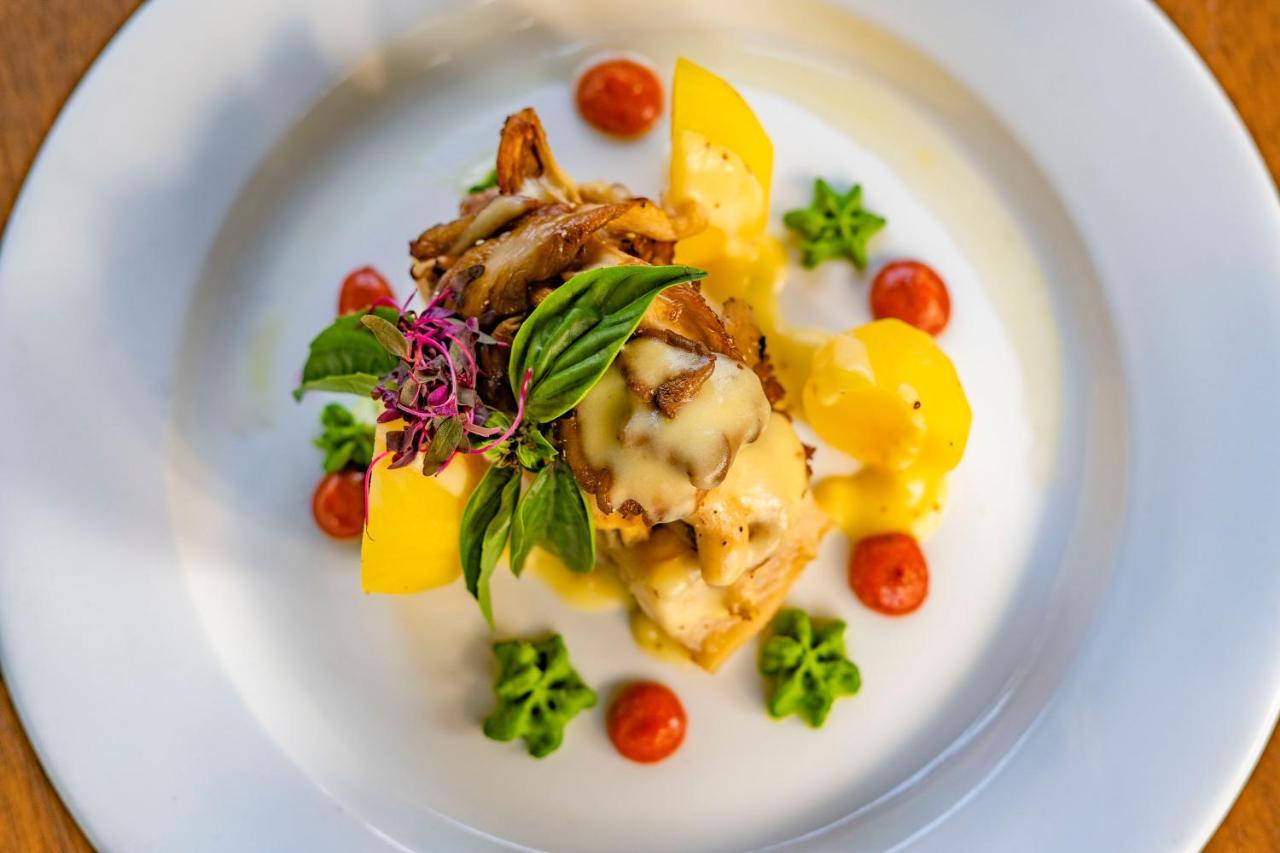Le Petit Village Boutique Hotel & Spa 캄팔라 외부 사진