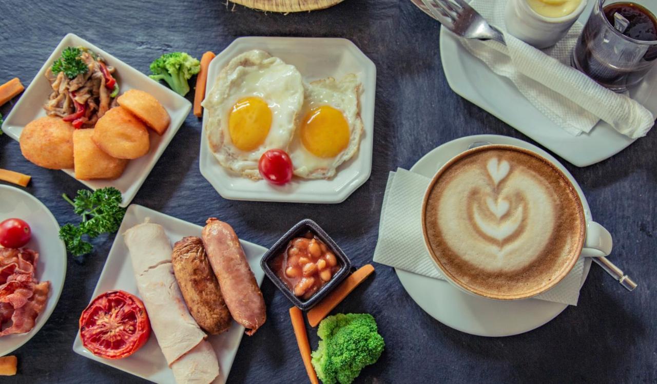 Le Petit Village Boutique Hotel & Spa 캄팔라 외부 사진