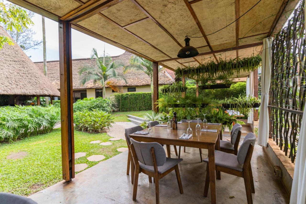 Le Petit Village Boutique Hotel & Spa 캄팔라 외부 사진