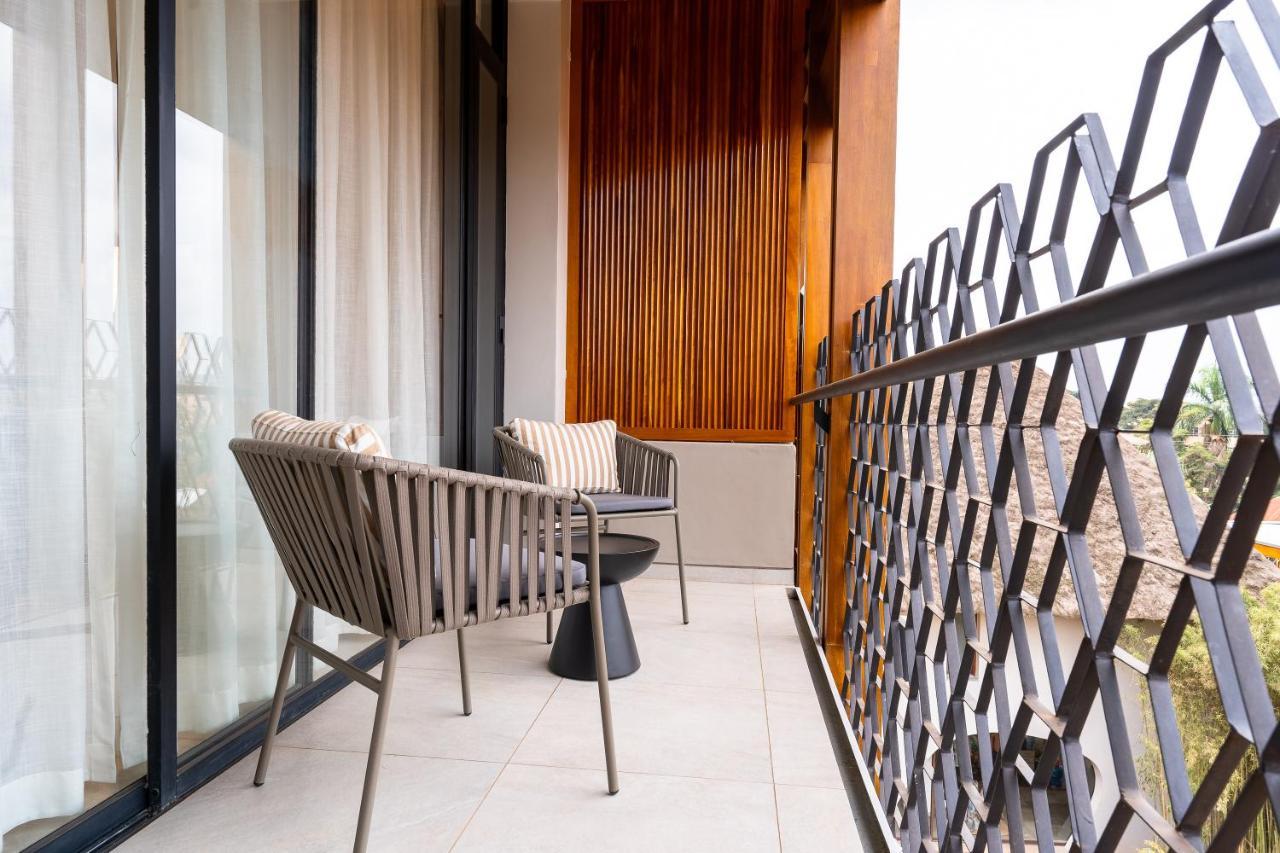 Le Petit Village Boutique Hotel & Spa 캄팔라 외부 사진