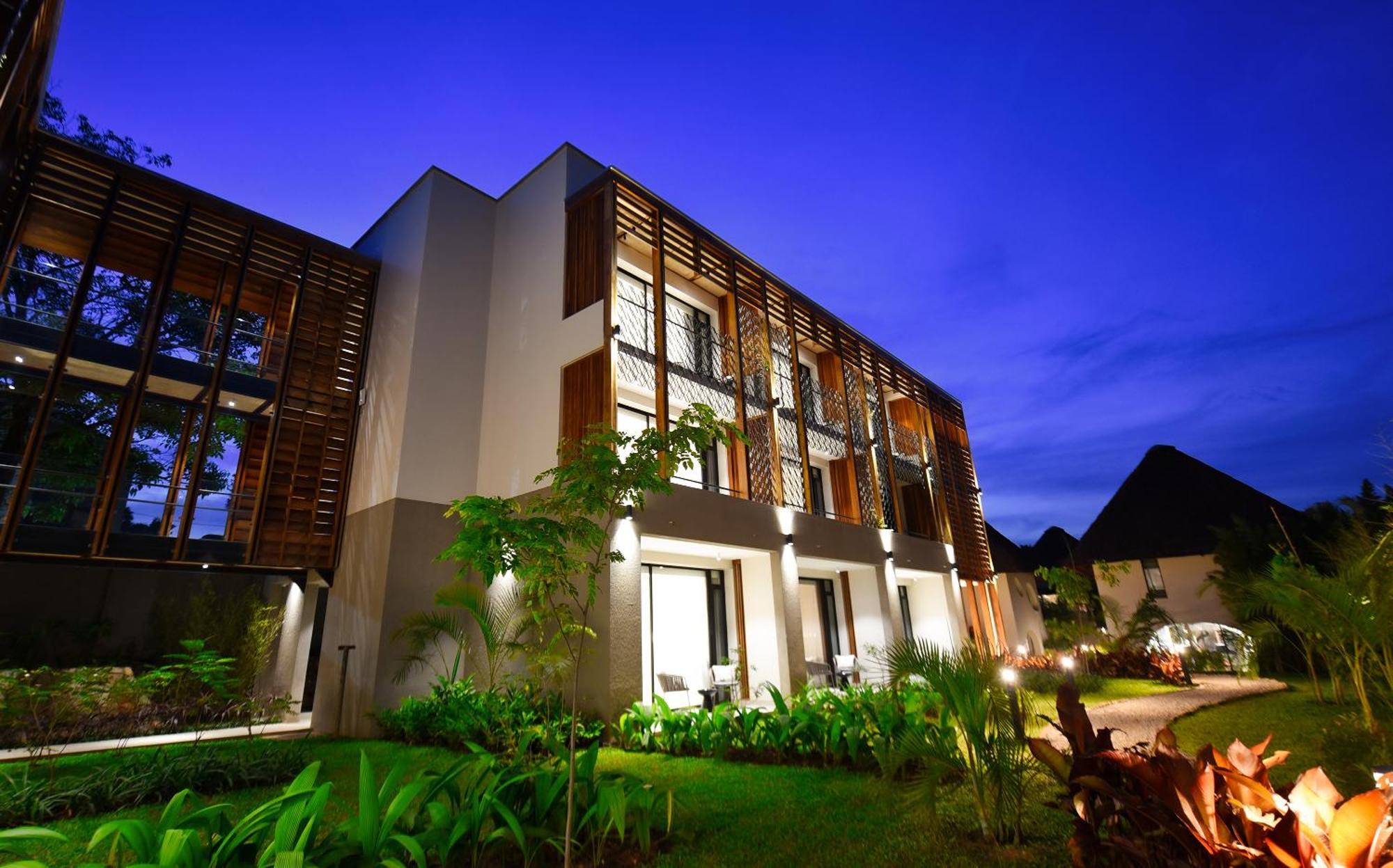 Le Petit Village Boutique Hotel & Spa 캄팔라 외부 사진
